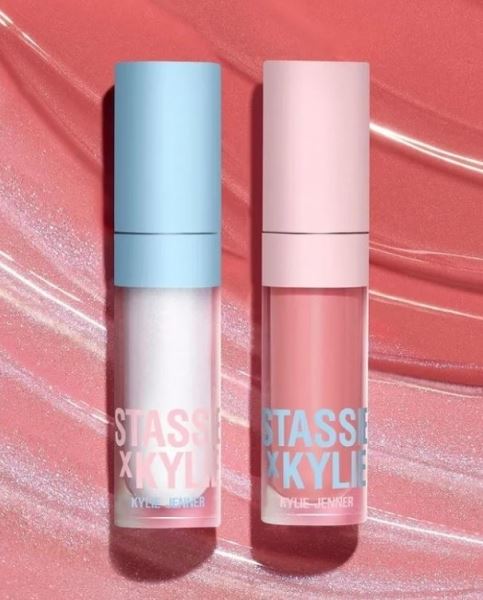 </p>
<p>                        Kylie Cosmetics Stassie x Kylie Collection</p>
<p>                    