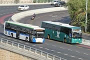 В Израиле странная тарифная реформа на транспорте: пассажиров выдавливают с поездов на автобусы
