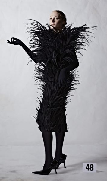 В стиле Ким Кардашьян: Рената Литвинова в откровенном костюме от Balenciaga